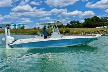 27' Boston Whaler 2021 Yacht For Sale